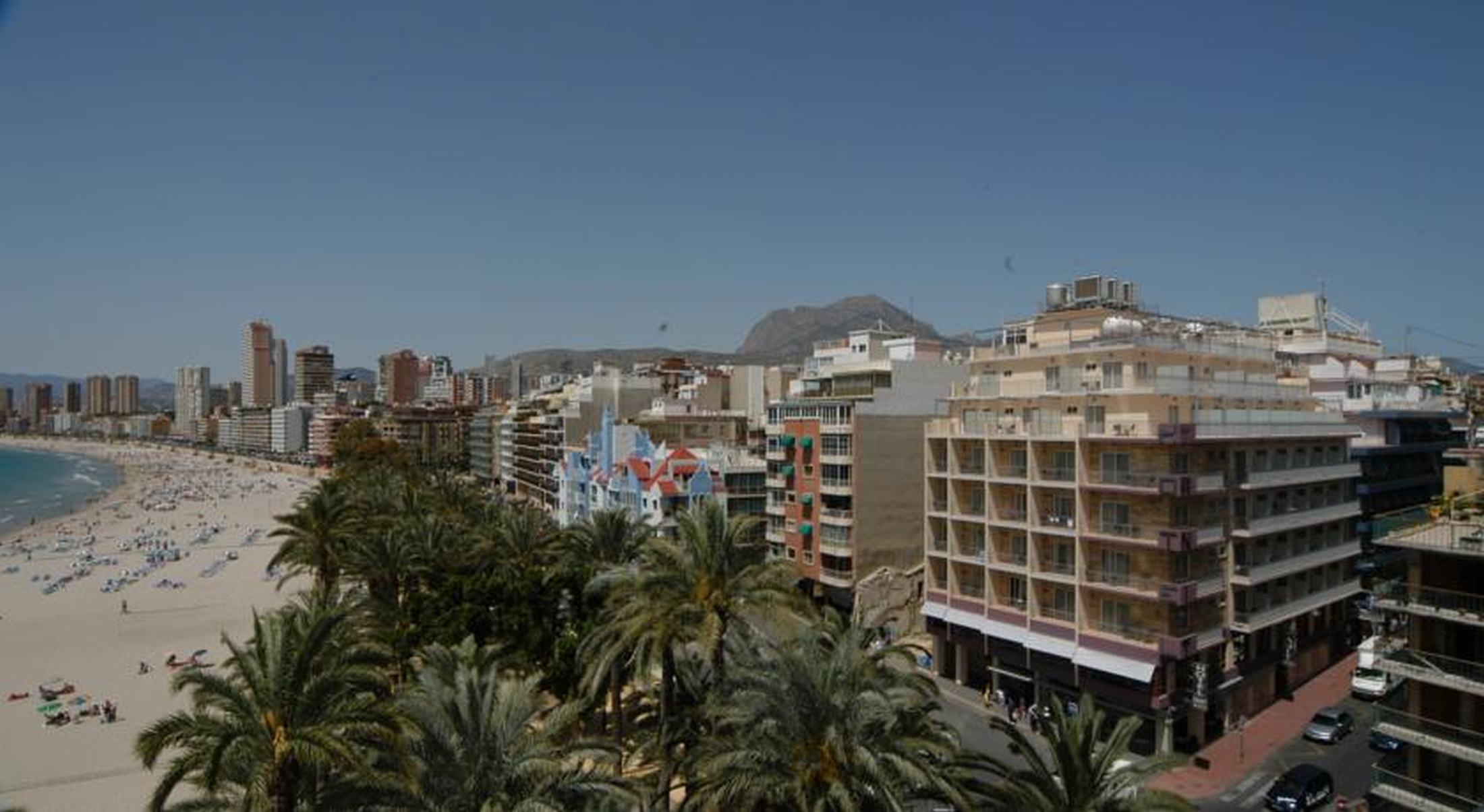 Hotel Tanit Benidorm Bagian luar foto
