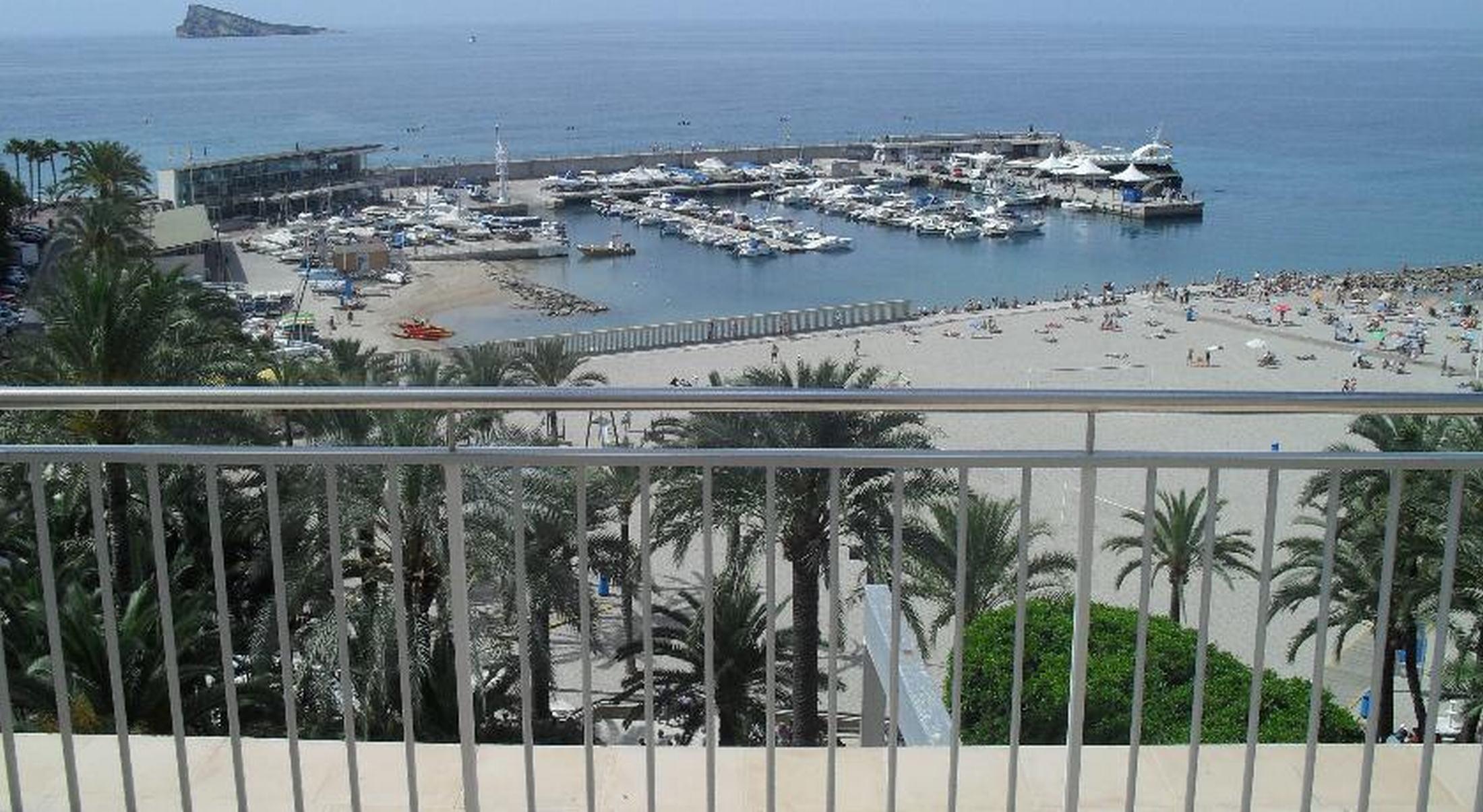 Hotel Tanit Benidorm Bagian luar foto