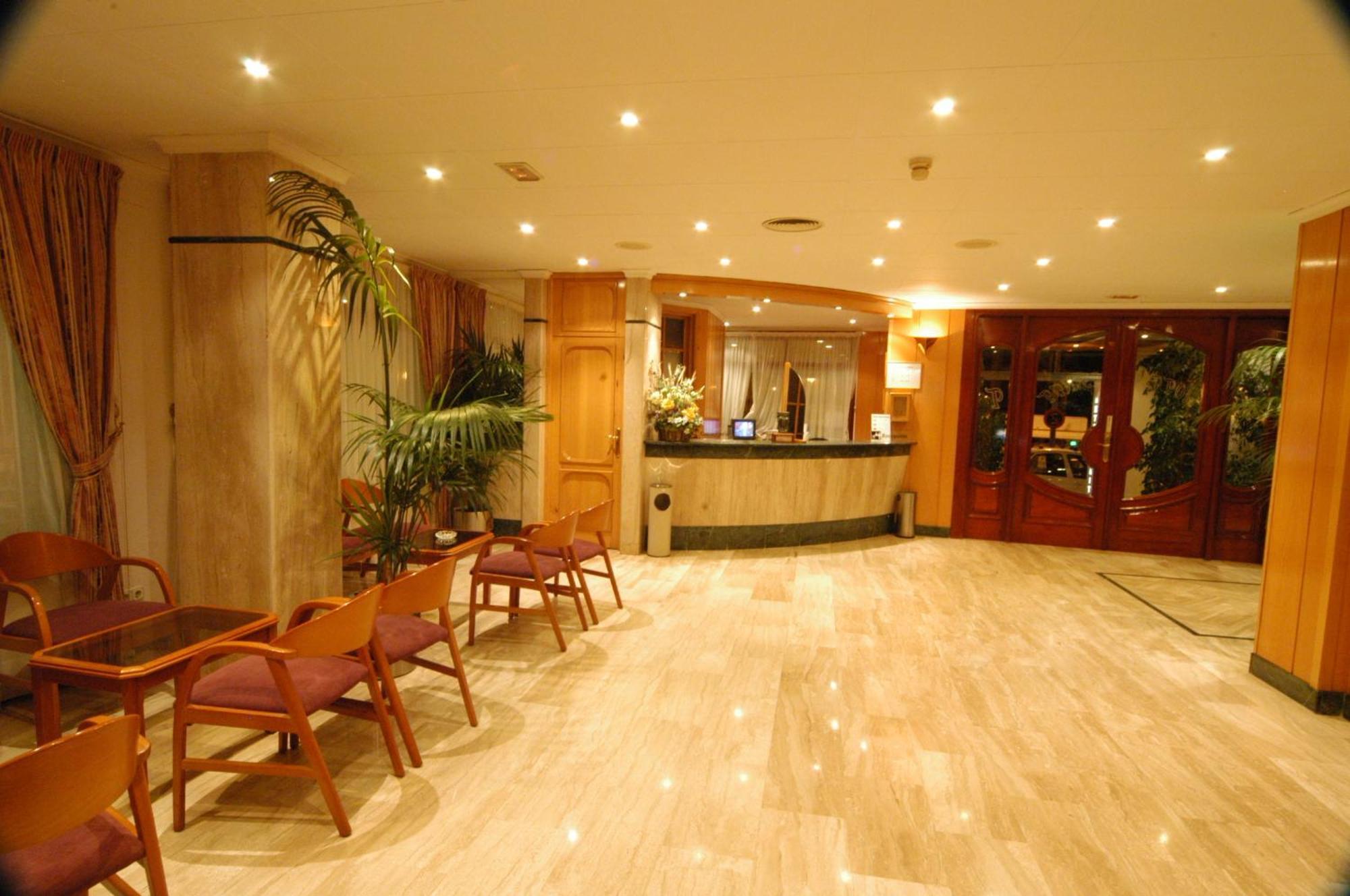 Hotel Tanit Benidorm Bagian luar foto