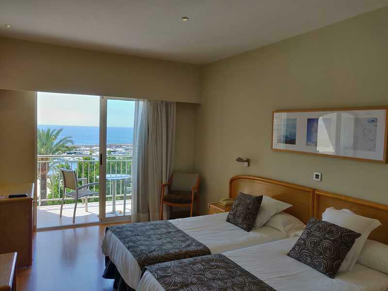 Hotel Tanit Benidorm Bagian luar foto